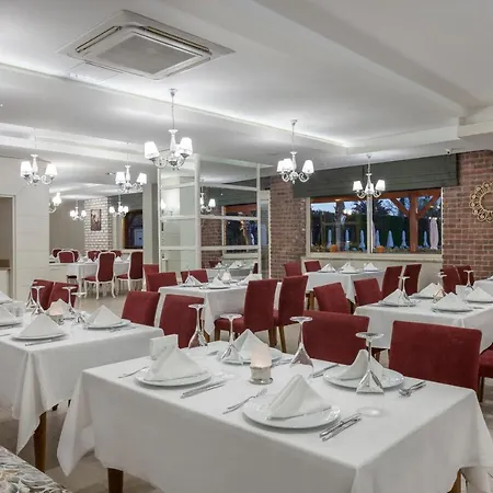 فندق Ramada By Wyndham Lara