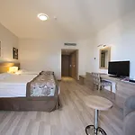 Ramada By Wyndham Lara Hotel