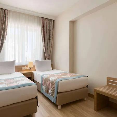 Ramada By Wyndham Lara Отель Анталья