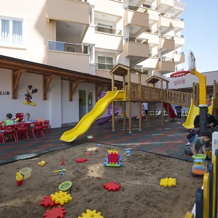 Ramada By Wyndham Lara 5* Αττάλεια