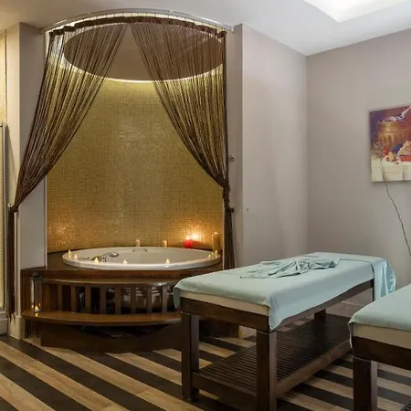 Ramada By Wyndham Lara 5*