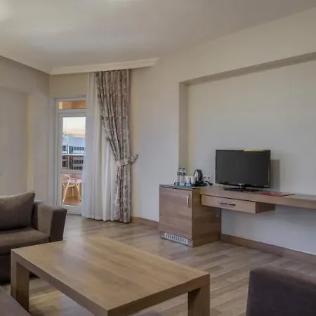 Ramada By Wyndham Lara Hotel 5*