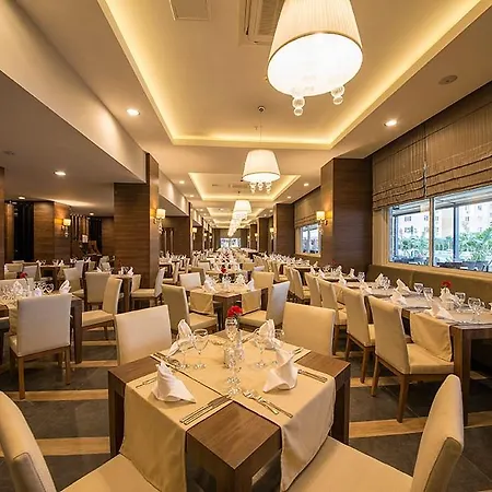 Ramada By Wyndham Lara 5* Antalya