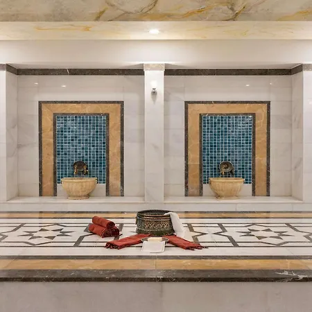 Ramada By Wyndham Lara Otel 5*
