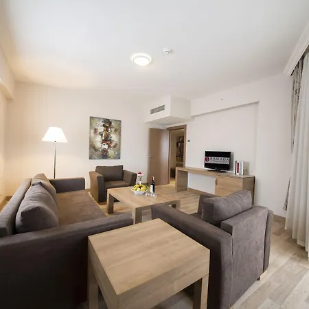 Ramada By Wyndham Lara Hotell 5*