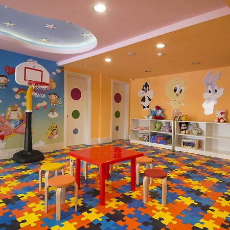 Hotell Ramada By Wyndham Lara