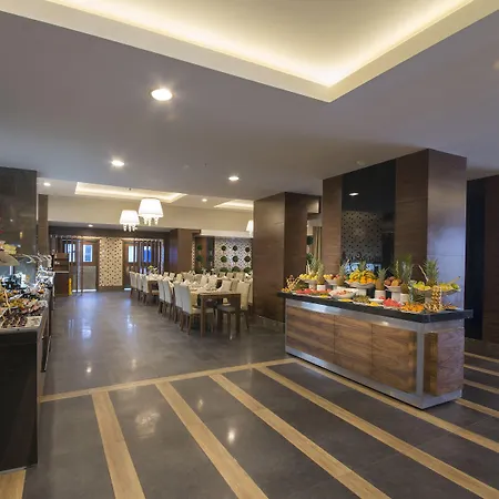 Ramada By Wyndham Lara