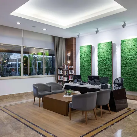 Hotell Ramada By Wyndham Lara