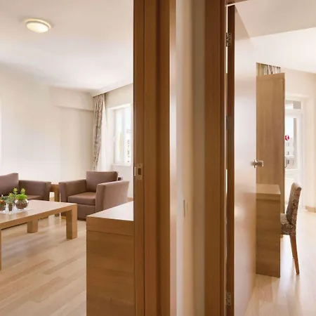 Ramada By Wyndham Lara Hotel 5*