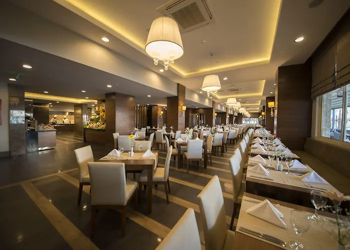 Ramada By Wyndham Lara Hotel 5*