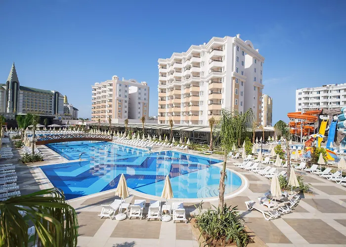 Ramada By Wyndham Lara 5*