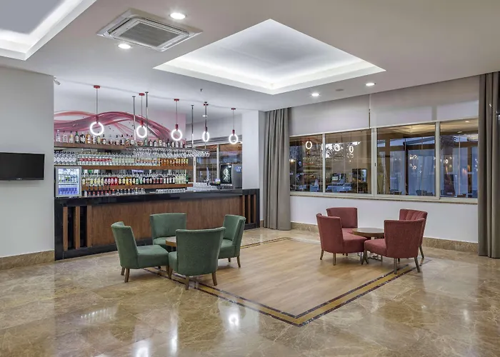 Ramada By Wyndham Lara 5*