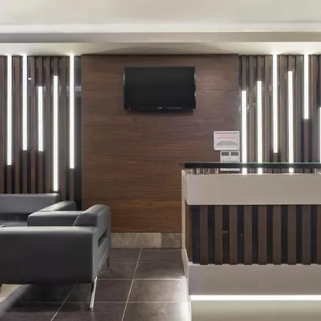 Ramada By Wyndham Lara Hotel Antália