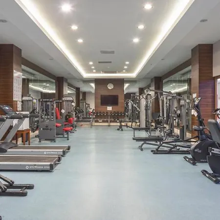 Ramada By Wyndham Lara Hotel Antália