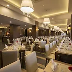 Ramada By Wyndham Lara فندق أنطاليا